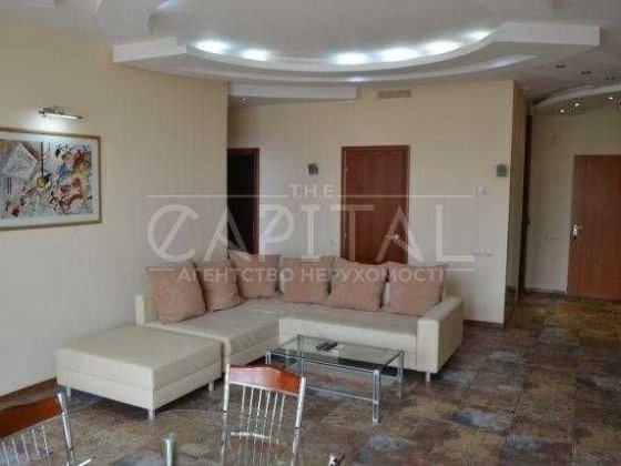 Уютная квартира в ЖК Дипломат Холл | Центр Киева | Рядом метро Вокзальная и Университет