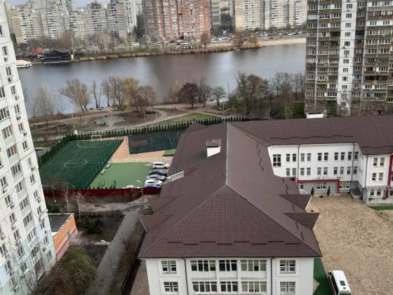 Перша здача 2-х кімнатної квартири. Є інвертор. Киев