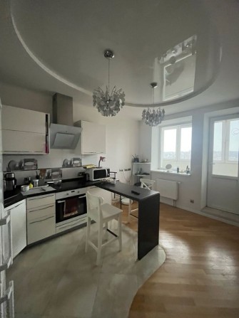 Здається в оренду затишна 1-кімнатна квартира-студія в ЖК «Голосієво». - фото 1