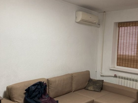 Здається двокімнатна  на Осокорках Київ