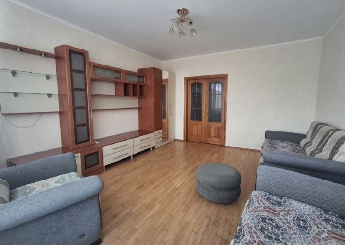 Двокімнатна квартира по проспекту Бажана,16, біля метро Осокорки - фото 1