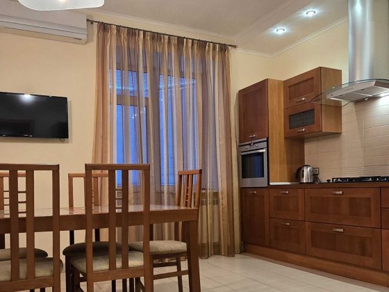 Без комісії! Волоська 51, Поділ, Контрактова