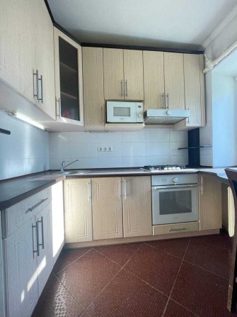 2-К квартира в ІДЕАЛЬНІЙ локації біля метро ! - фото 1