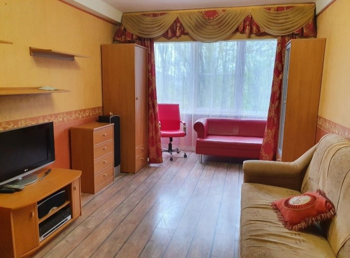 Здається 2х кімнатна Зодчих - фото 1