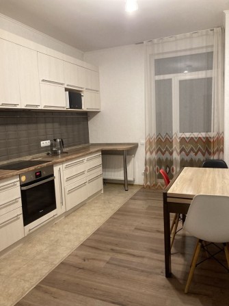 Простора 1-на квартира, вул. В.Кікабідзе 12А, ЖК” Маргарита”! - фото 1