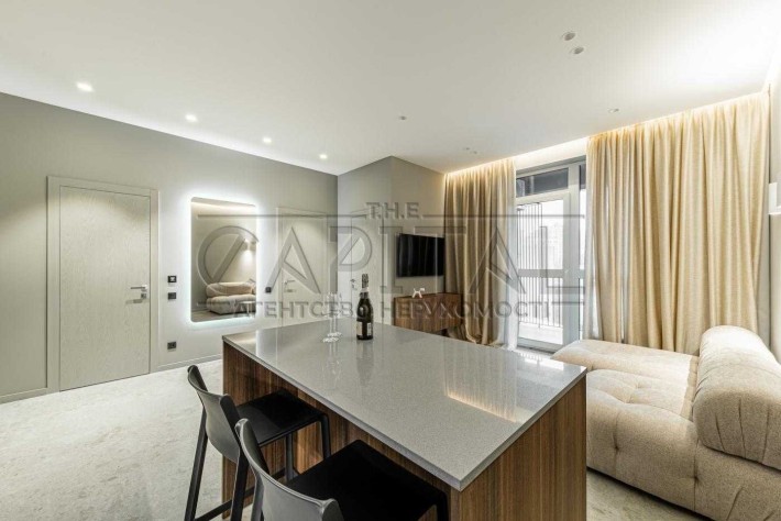 Первая сдача! Дизайнерская квартира в ЖК Greenville на Печерске. VIP-ремонт - фото 1