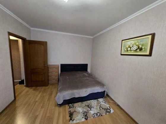 Здається однокімнатна квартира на 14 поверсі. Вул. Ахматової Ани Киев