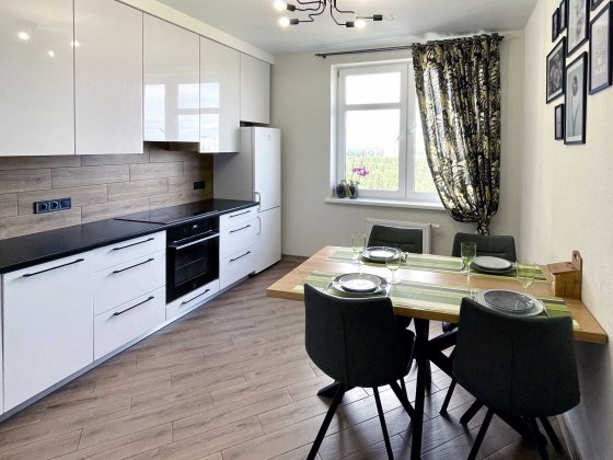 Здається 2 кімнатна квартира по вул. Наумовича ЖК Озерний Киев