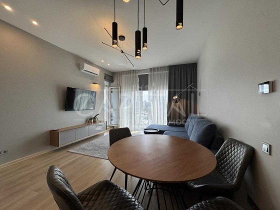 Здається в оренду квартира в центрі Києва ЖК Royal Tower 62м2 Киев