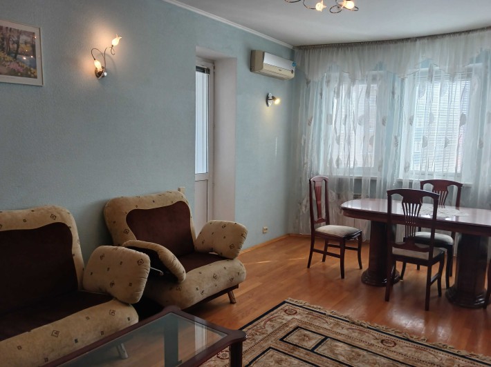 2 -кім.кв. метро Деміївська 10 хв. пішки. Укриття - фото 1