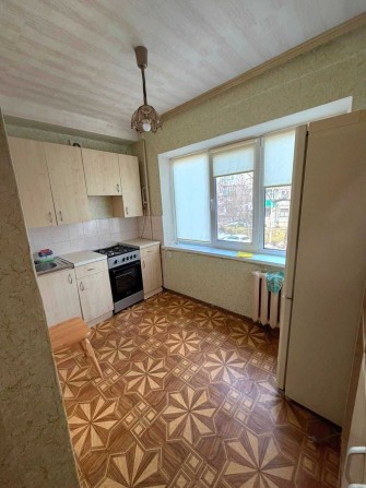 Оренда 1к Святошинський рн 15хв до метро Святошино Курінного 6 - фото 1