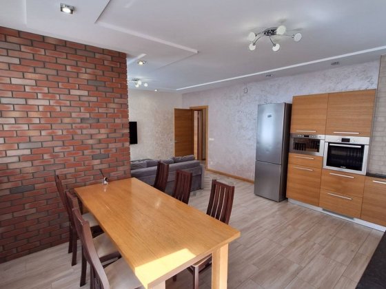 Здам 3.х квартиру вул Драгоманова 2 Київ