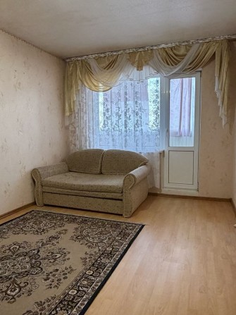 Харківське шоссе 174, метро Харківська та Вирлиця - фото 1