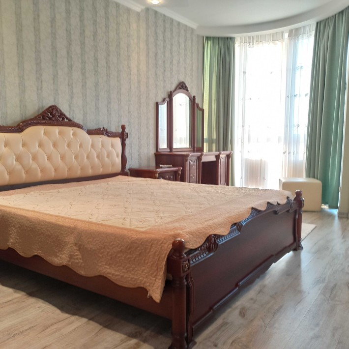 Оренда 3 х кімнат.квартири Харківське шоссе 182 м Вирлиця парк П.Слави - фото 1