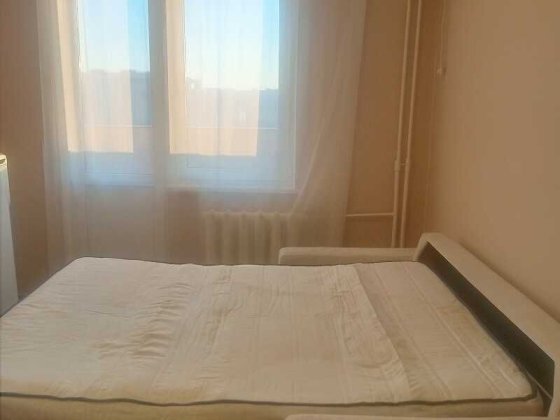 Здам 1 кімнатну Харківське шоссе 56   метро 10 хвилин Київ