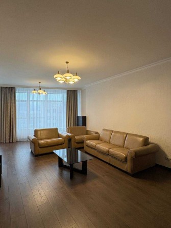 Здається в оренду квартира в Печерському районі Кловський узвіз, 7 - фото 1