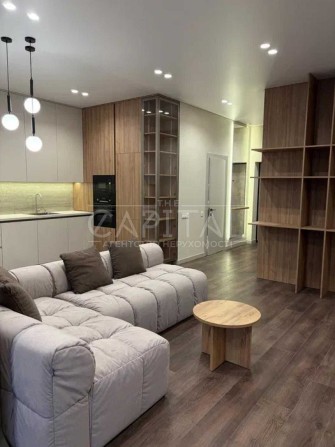 ПЕРВАЯ СДАЧА! Аренда квартиры с дизайнерским ремрнтом в Novopecherski Lypky (Новопечерские Липки), у - фото 1