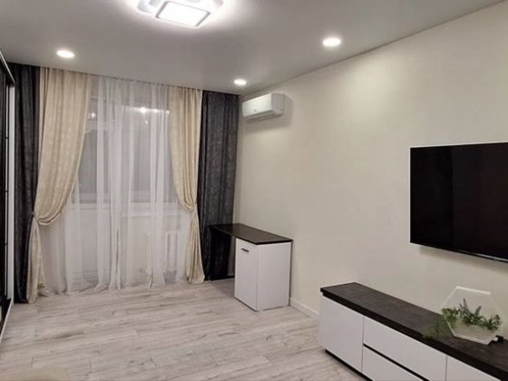 Оренда 2-х ком квартира вул Стешенків 7