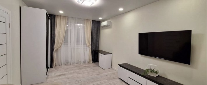 Оренда 2-х ком квартира вул Стешенків 7 - фото 1