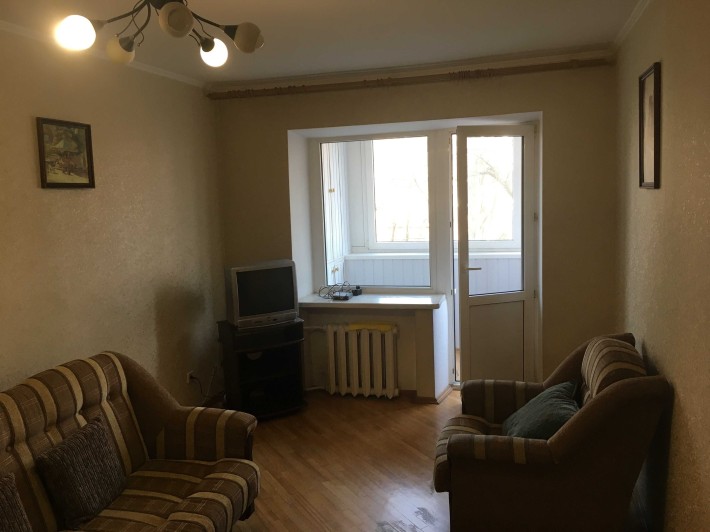 Сдам в аренду 1 кв. Ул. Мрии, 4 минуты ходьбы м.Святошин от владельца - фото 1