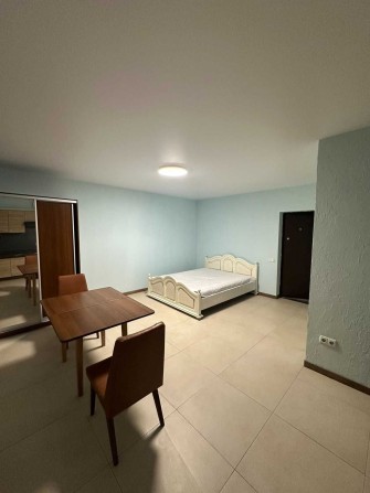 Здам затишну квартиру біля метро Васильківська - фото 1