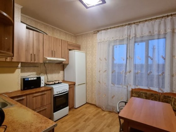 Оренда просторої квартири +гараж! Олевська 7. Академмістечко Київ