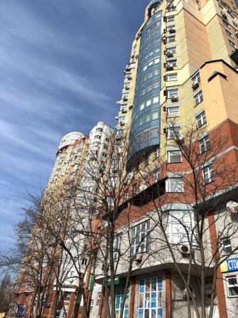 Метро Академгородок,новьій дом - фото 1