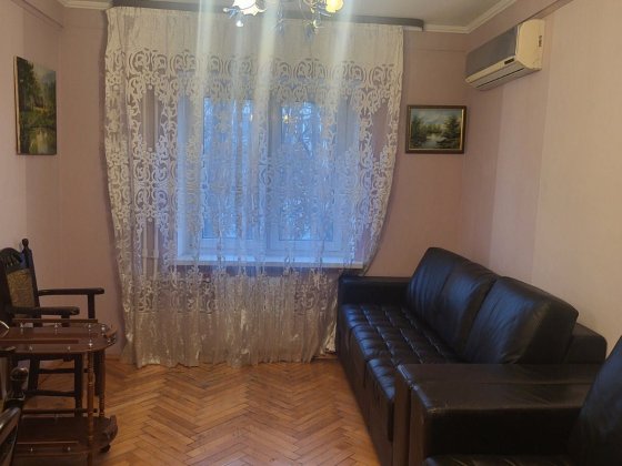 Оренда двокімнатноі квартири без комісійних.