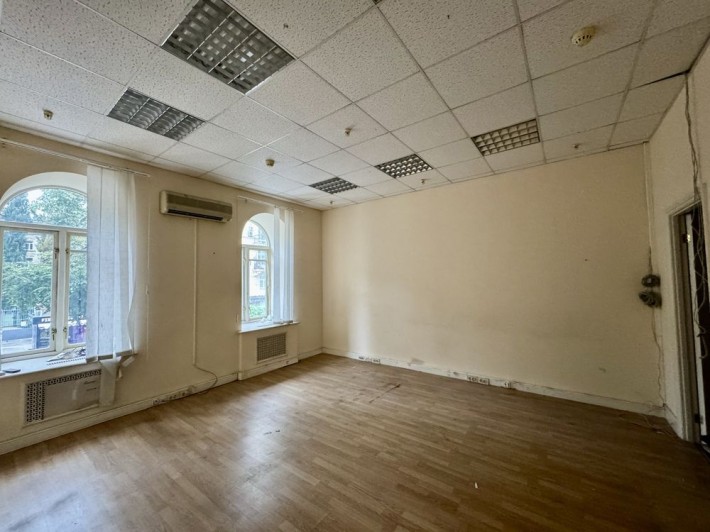 Здам в оренду квартиру під офіс  Прорізна 11 Золоті Майдан Хрещатик - фото 1