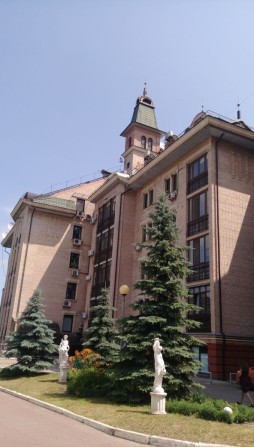 Варязький провулок 14Клубний будинкок звласною котельнею.Бехтеревський - фото 1