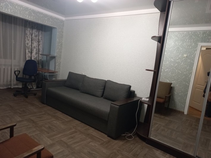 Сдам 1-комн. кварт. Святошинский р-н, м.Академгородок 20 мин.пеших - фото 1