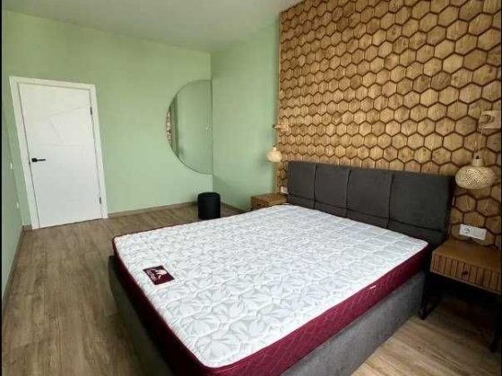 Оренда 1-кімнатної квартири в ЖК "Фран. вартал" вул. Саперне Поле 12 Киев