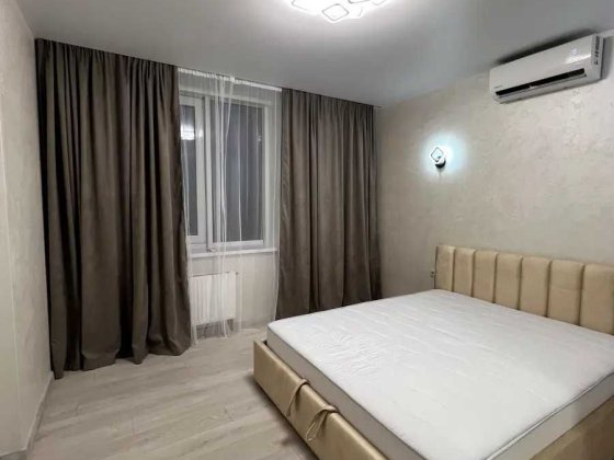 Оренда !1-кімнатна квартира 33 м² ,Шевченківський р-н Киев