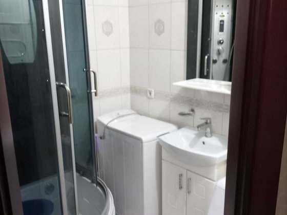 Здаю 1-кім. кв. біля метро Нивки після ремонту без комісії Киев