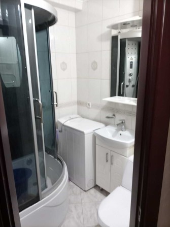 Здаю 1-кім. кв. біля метро Нивки після ремонту без комісії - фото 1