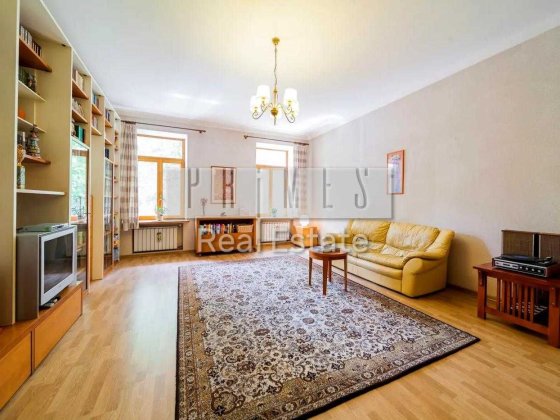 Оренда 3к квартири, вул. Хмельницького Богдана 73, Центр, перша здача