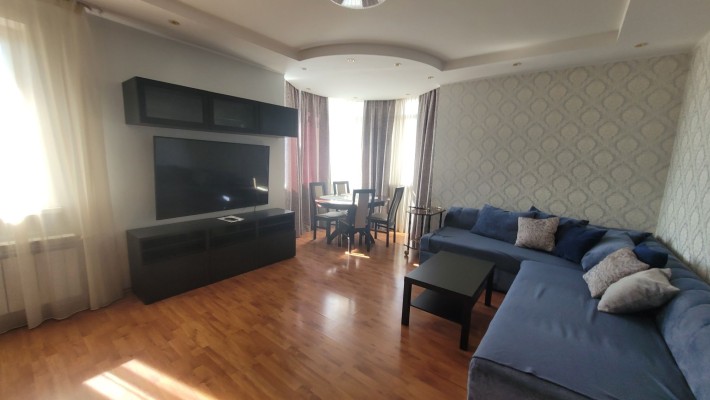 2к квартира біля станції метро Житомирська - фото 1