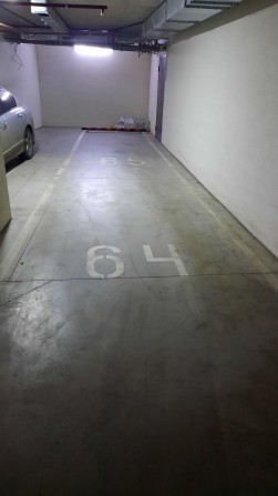 Сдам от хозяина , на постоянно паркоместо на 2 машины  36-я  Жемчужина - фото 1