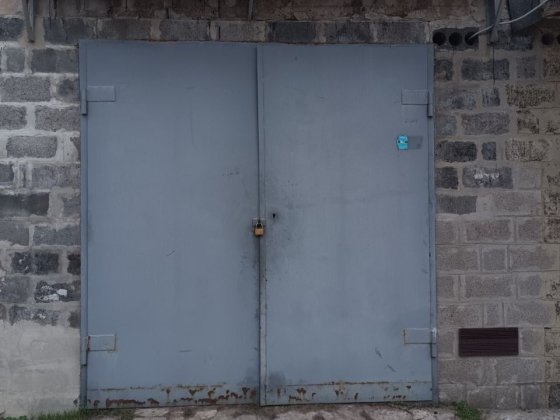 Сдам большой гараж с большими воротами Краматорськ