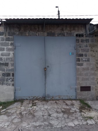 Сдам большой гараж с большими воротами - фото 1