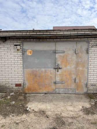 гараж на Таращанському - фото 1