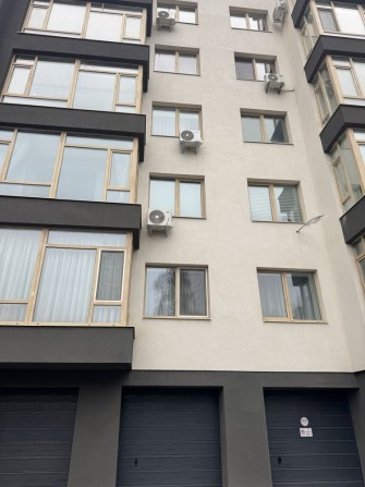 Оренда гаража біля міського парку ЖК Діброва Парк - фото 1