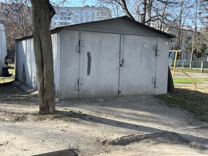 Оренда гаража в районі Макдоналдса - фото 1