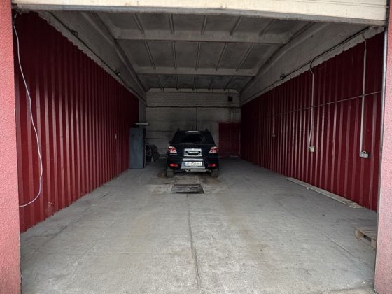 Оренда боксу 61 м.кв, комунікації, центр міста Кривой Рог