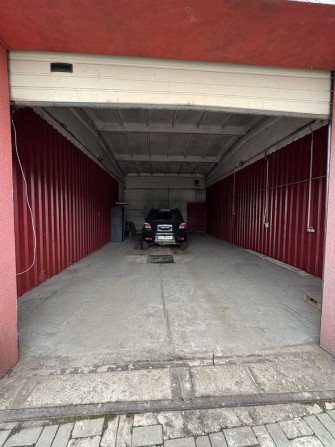 Оренда боксу 61 м.кв, комунікації, центр міста - фото 1