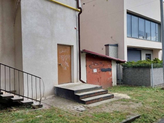 здам гараж або комерційне приміщення 28 кв.м івано франківськ центр Івано-Франківськ