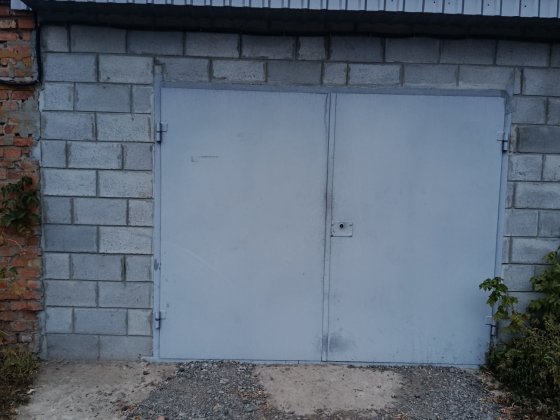 Продам гараж ,е погриб смотрова яма. Полтава