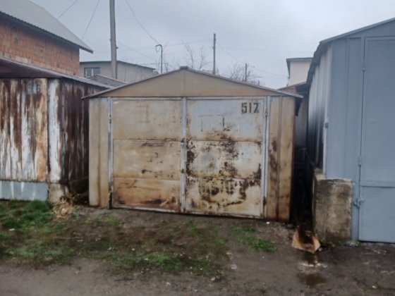 Здам гараж Південно-Кільцева(низ) Черновцы