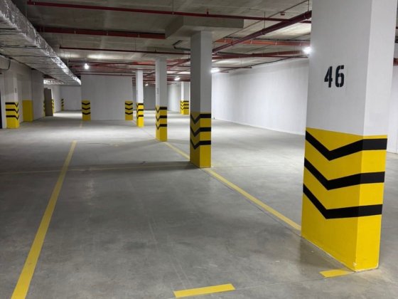 Здається в ЖК Б4 паркомісце Ужгород