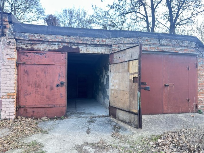 Здам капітальний гараж в Центрі міста, р-н Вала. - фото 1